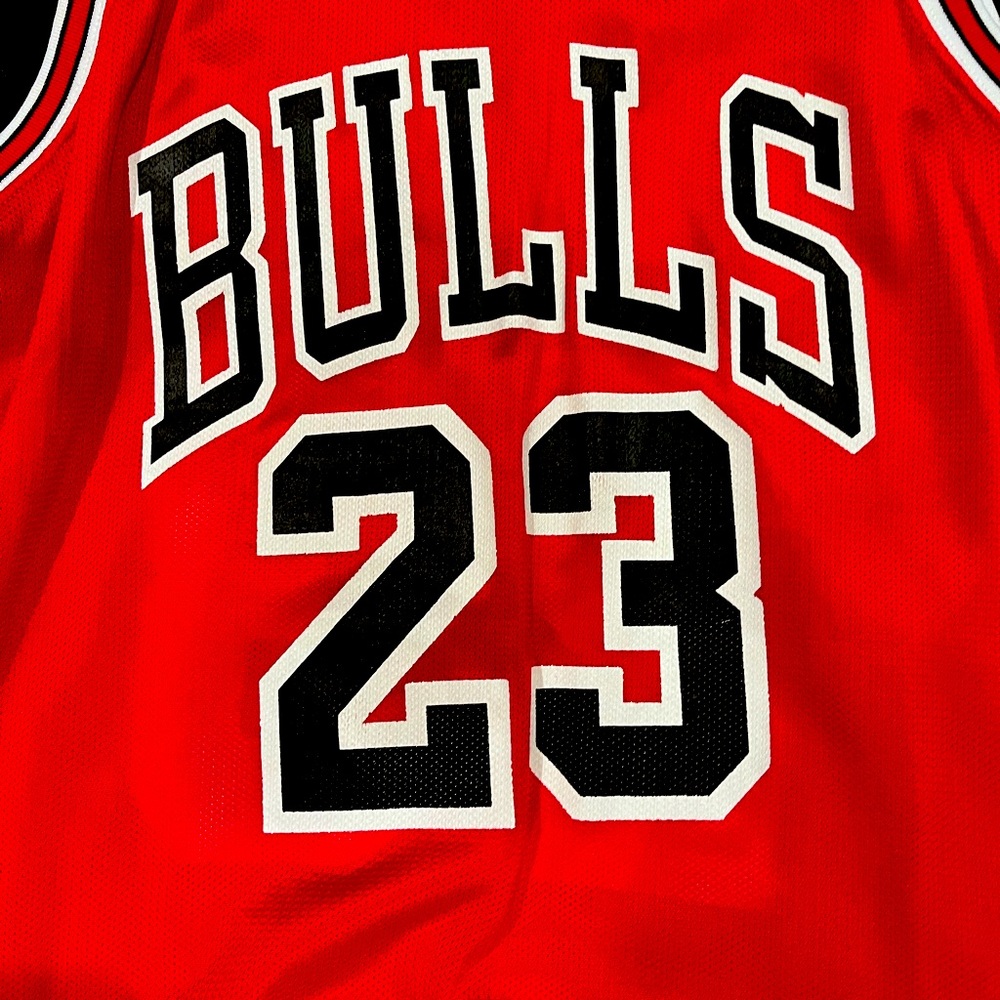 Chicago bulls Jordan jersey